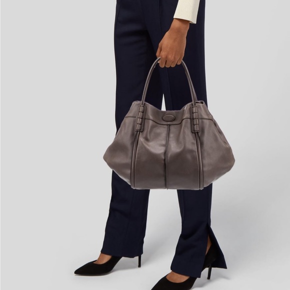 💎Quiet Luxury 💎TOD’s  Leather Hobo Shoulder Tote Bag Taupe (Brown/Gray) - Picture 11 of 11